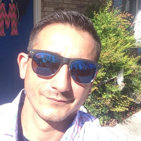 Meet your Posher, Devin - Picture 1 of 1